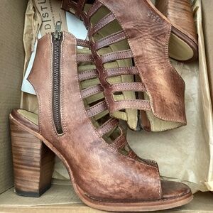 Bed Stu cage Sandal size 9 worn
